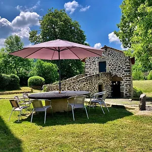  Couette-café Domaine De La Planche De Melussac France